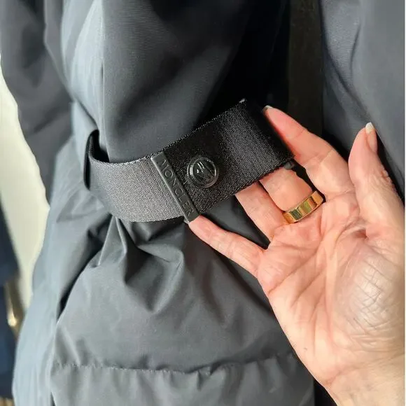 Moncler Guyane Black Down Belted Puffer Zip Jacket 5 / XL